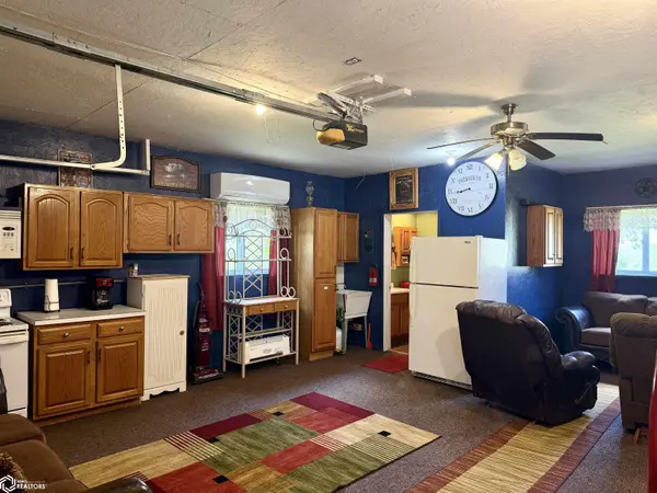 1128 85Th ST, Humeston, IA 50123