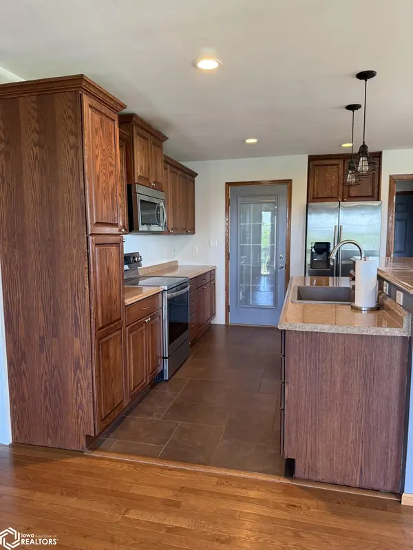 1607 Elk ST, Osceola, IA 50213