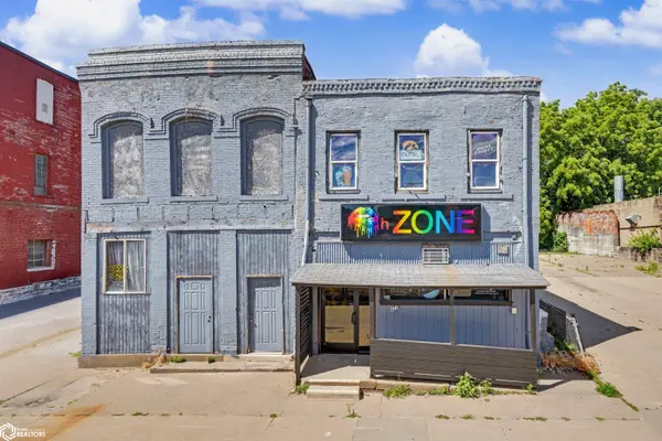 854 Washington ST, Burlington, IA 52601