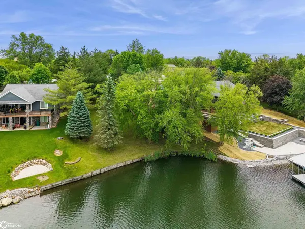 1221 frontier RD, Ellston, IA 50074