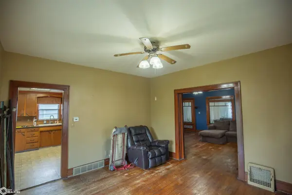 317 E Lucas ST, Algona, IA 50511