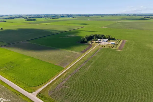 17606 310TH ST, Mason City, IA 50401