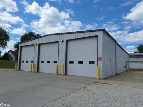 620 W 3Rd ST, Carroll, IA 51401