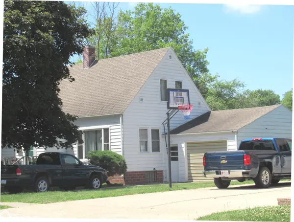 406 N 11th ST, Forest City, IA 50436