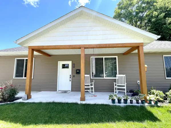 502 N H ST, Oskaloosa, IA 52577