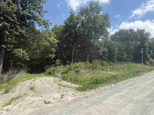 125 Th ST, Fairfield, IA 52556