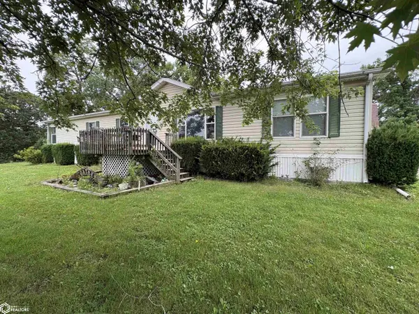 221 Van Dyke ST, Mystic, IA 52574