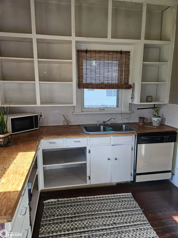 324 S Hale, Algona, IA 50511