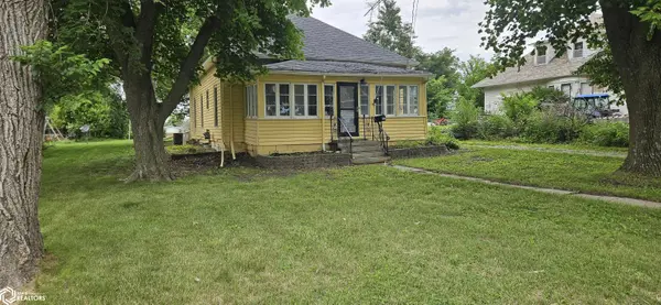 109 W Garfield ST, Osceola, IA 50213