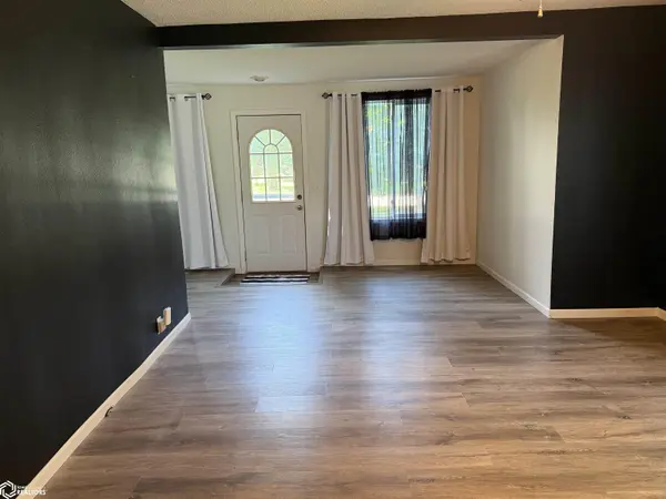 414 2Nd ST, Britt, IA 50423