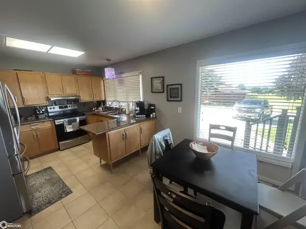 609 W 12Th ST, Tama, IA 52339