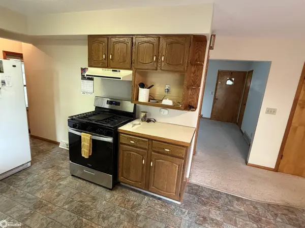 421 Brassfield DR, Goldfield, IA 50542