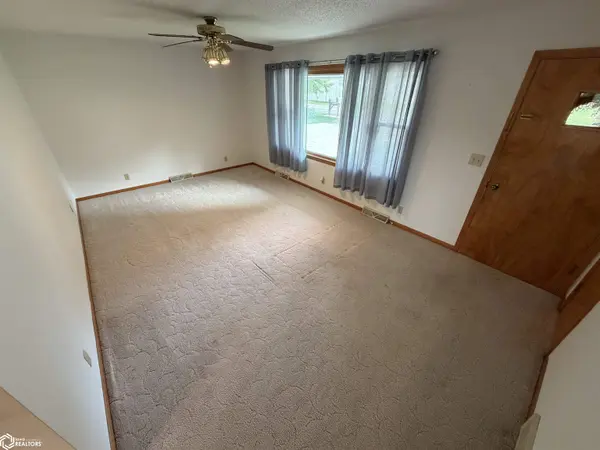 421 Brassfield DR, Goldfield, IA 50542