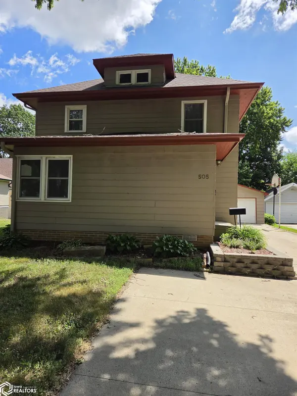 505 S Wooster ST, Algona, IA 50511