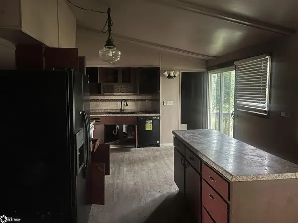 204 Wisconsin, Cincinnati, IA 52549