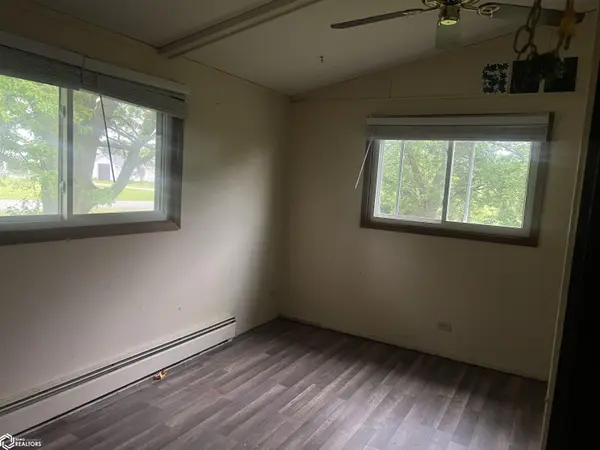 204 Wisconsin, Cincinnati, IA 52549