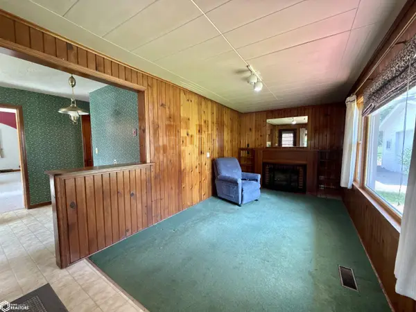 218 Church ST, Audubon, IA 50025