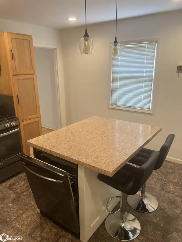 909 S 19th ST, Clarinda, IA 51632