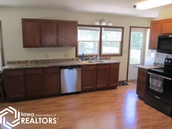 816 E Main ST, Belmond, IA 50421