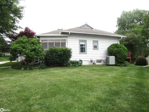110 Ridge Road, Atlantic, IA 50022