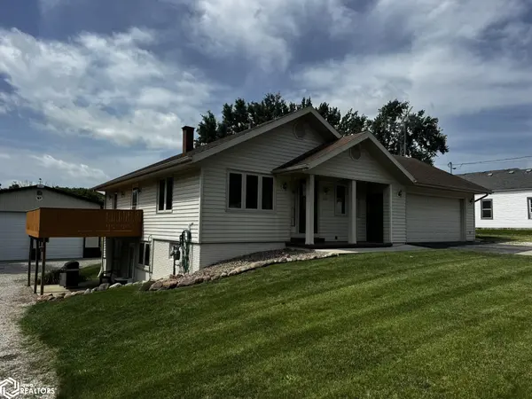 208 E May ST, Osceola, IA 50213