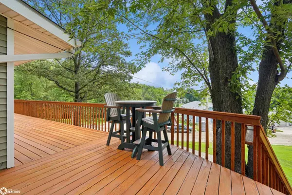 345 Center Point DR, Montezuma, IA 50171