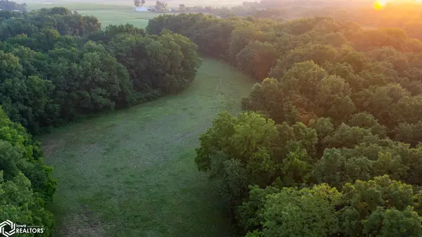 9689 Pegtown, Mediapolis, IA 52637