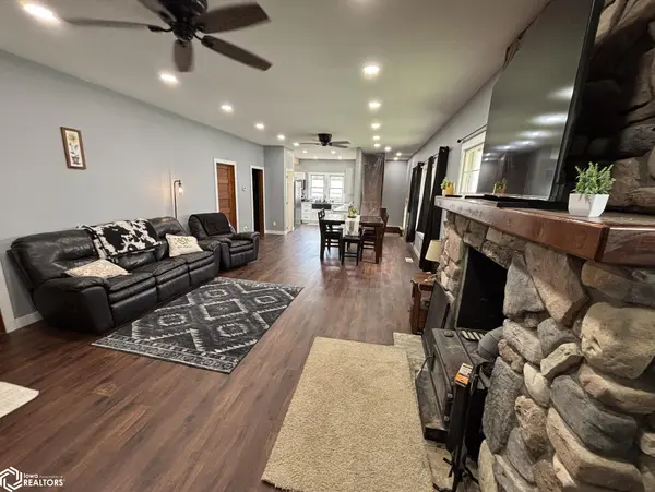 315 7th ST, Gladbrook, IA 50635