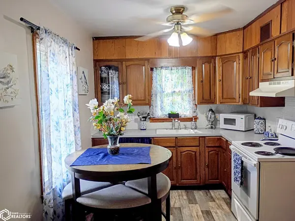 704 Des Moines AVE, Rolfe, IA 50581