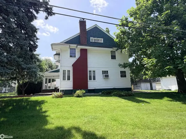 810 W Walnut ST, Eldon, IA 52554