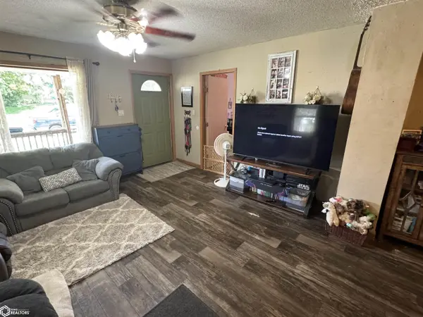 701 W Mills ST, Creston, IA 50801
