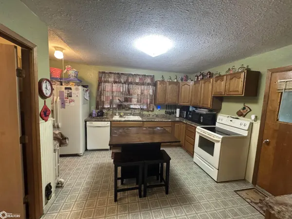 701 W Mills ST, Creston, IA 50801