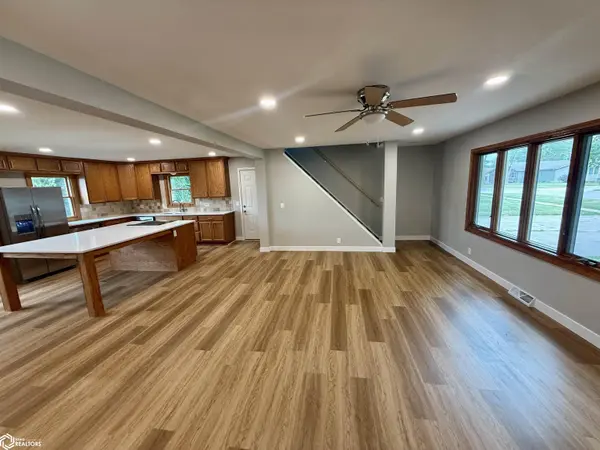 1852 Quint, Carroll, IA 51401