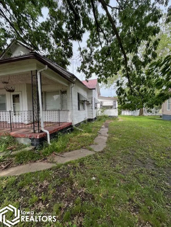 649 N Main, Centerville, IA 52544