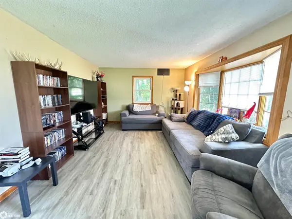 203 E Dallas ST, Montezuma, IA 50171