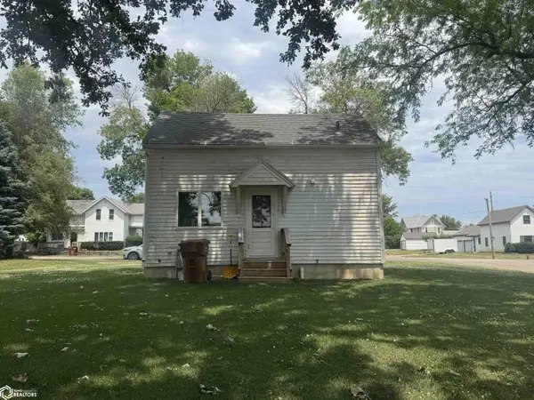 102 N 4th St, Breda, IA 51436