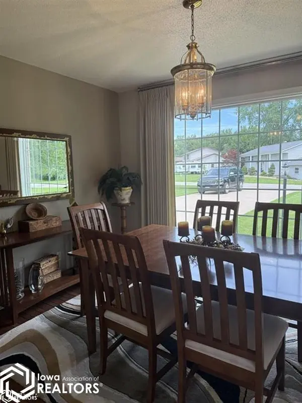 3359 Country Club Lane, Fort Madison, IA 52627