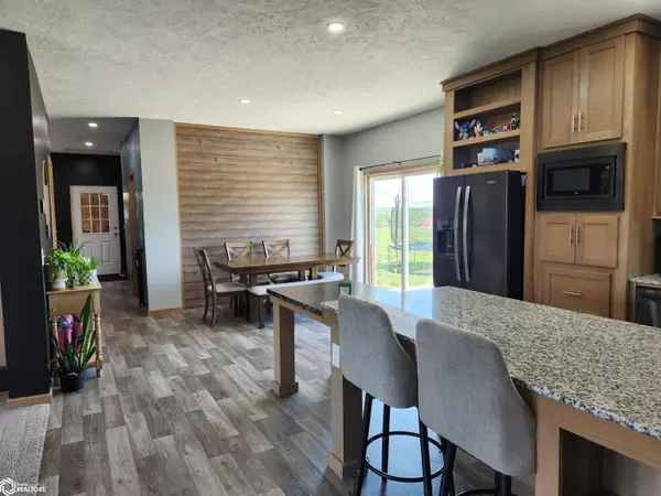 3145 K AVE, Toledo, IA 52342