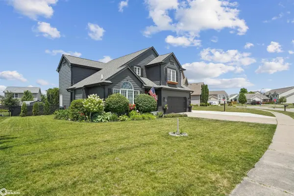 1326 NW Shoreline CT, Ankeny, IA 50023