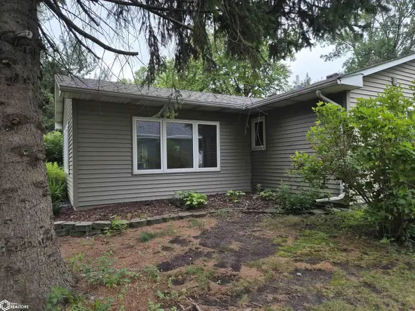 800 S Lucas AVE, Eagle Grove, IA 50533