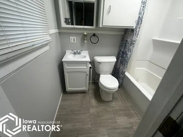 484 Center ST, Britt, IA 50423