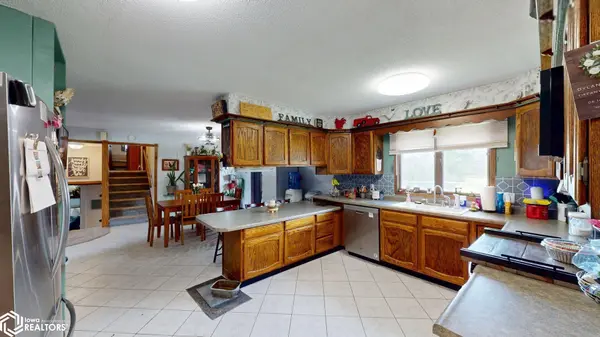 10910 Ulmus AVE, Rockford, IA 50468
