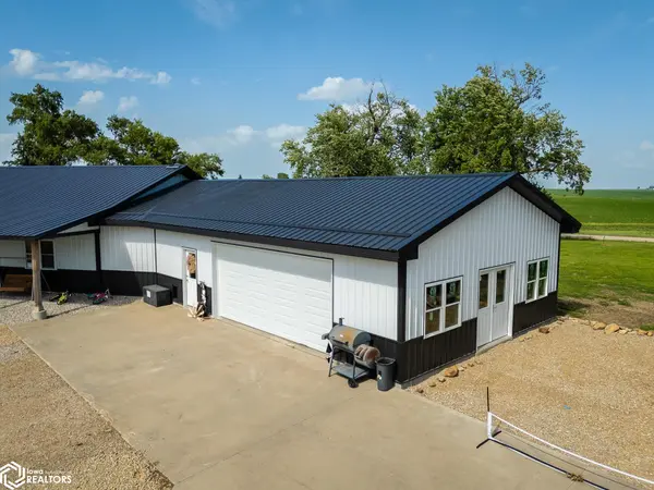 2326 K AVE, Toledo, IA 52342