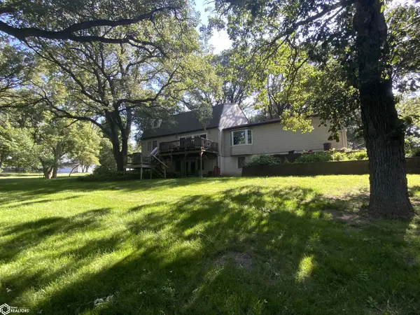 2392 Oak Brook DR, Denison, IA 51442