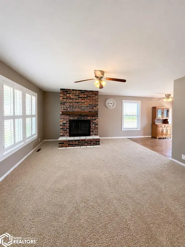102 Maple ST, Donnellson, IA 52625