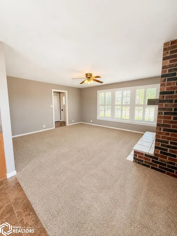 102 Maple ST, Donnellson, IA 52625