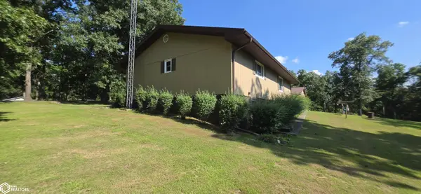 19701 520Th ST, Centerville, IA 52544