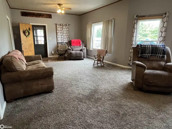 521 S 2nd ST, Albia, IA 52531
