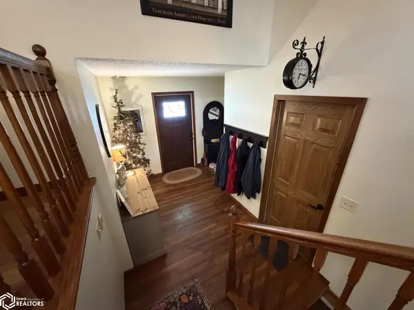 234 West 9th Street, Kanawha, IA 50447