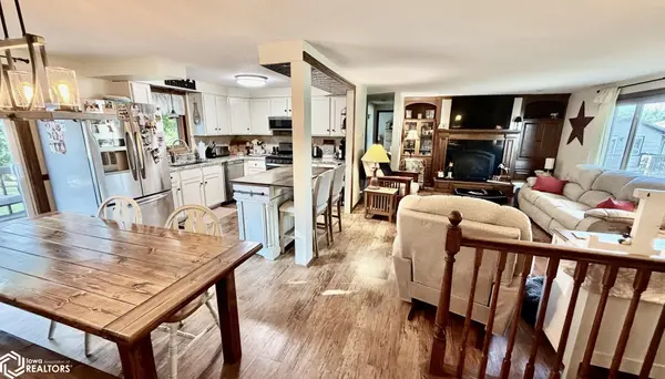 234 West 9th Street, Kanawha, IA 50447